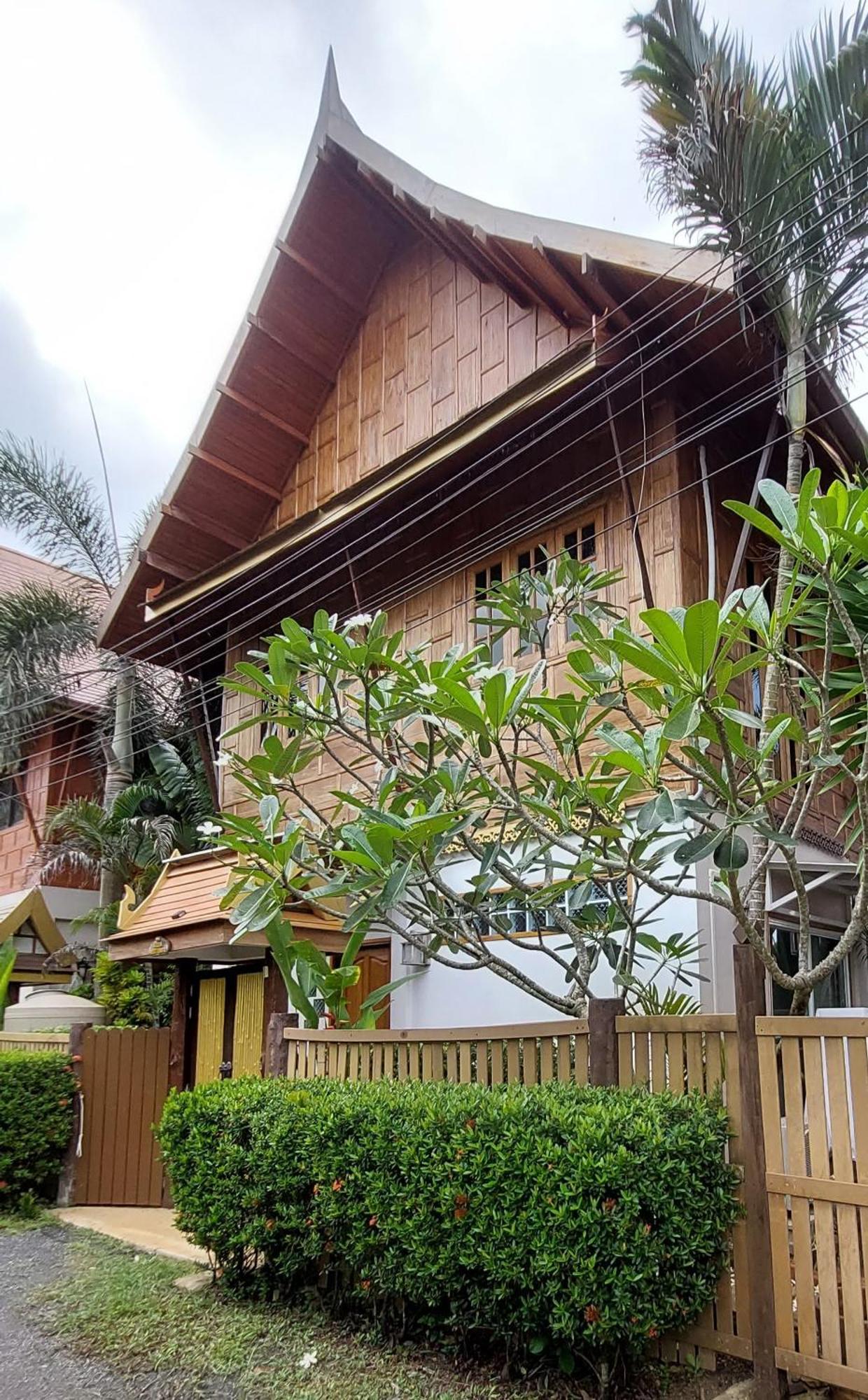 Villa Ayutthaya At Kantiang Bay 란타섬 외부 사진