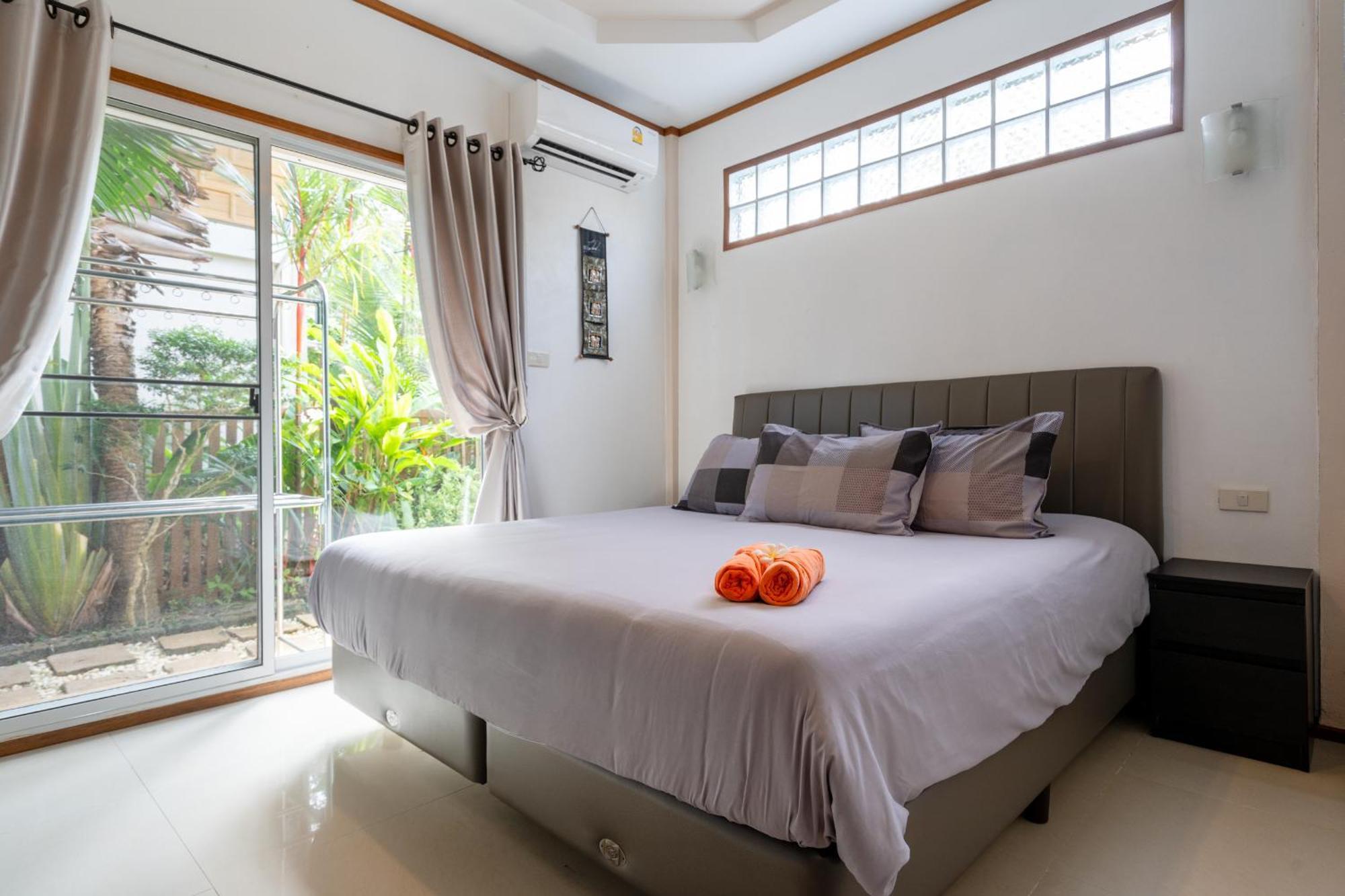 Villa Ayutthaya At Kantiang Bay 란타섬 외부 사진