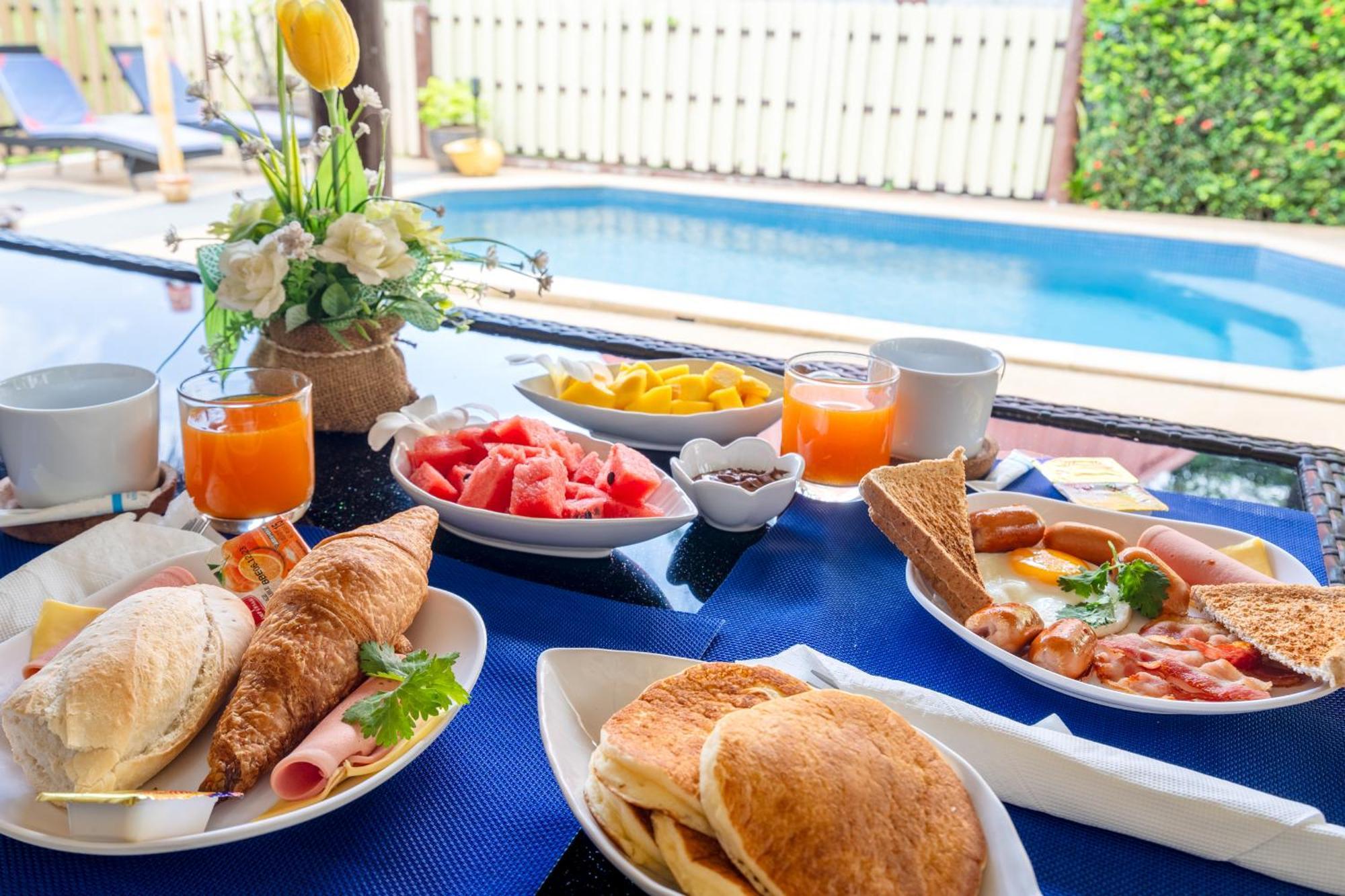 Villa Ayutthaya At Kantiang Bay 란타섬 외부 사진
