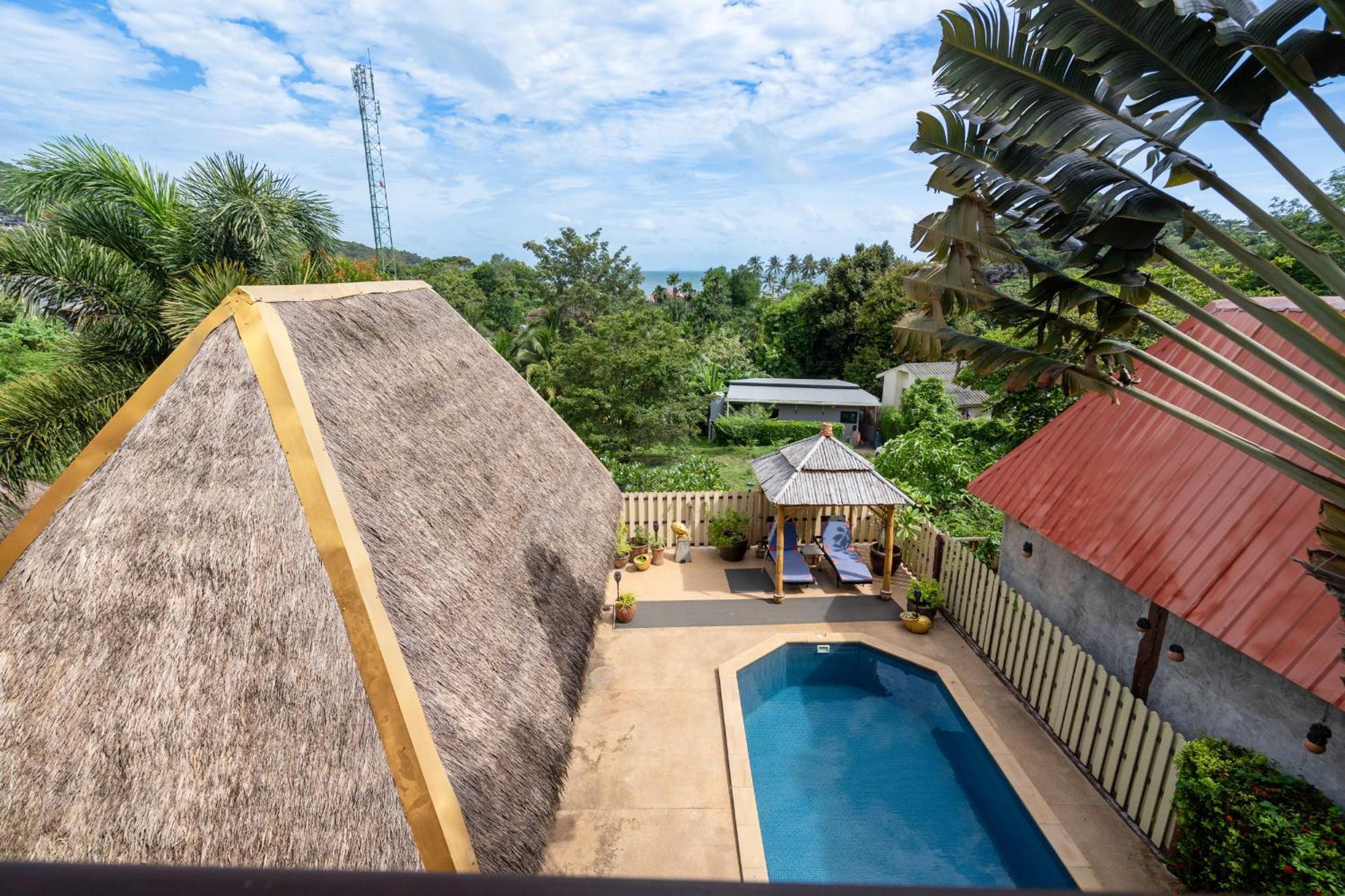 Villa Ayutthaya At Kantiang Bay 란타섬 외부 사진