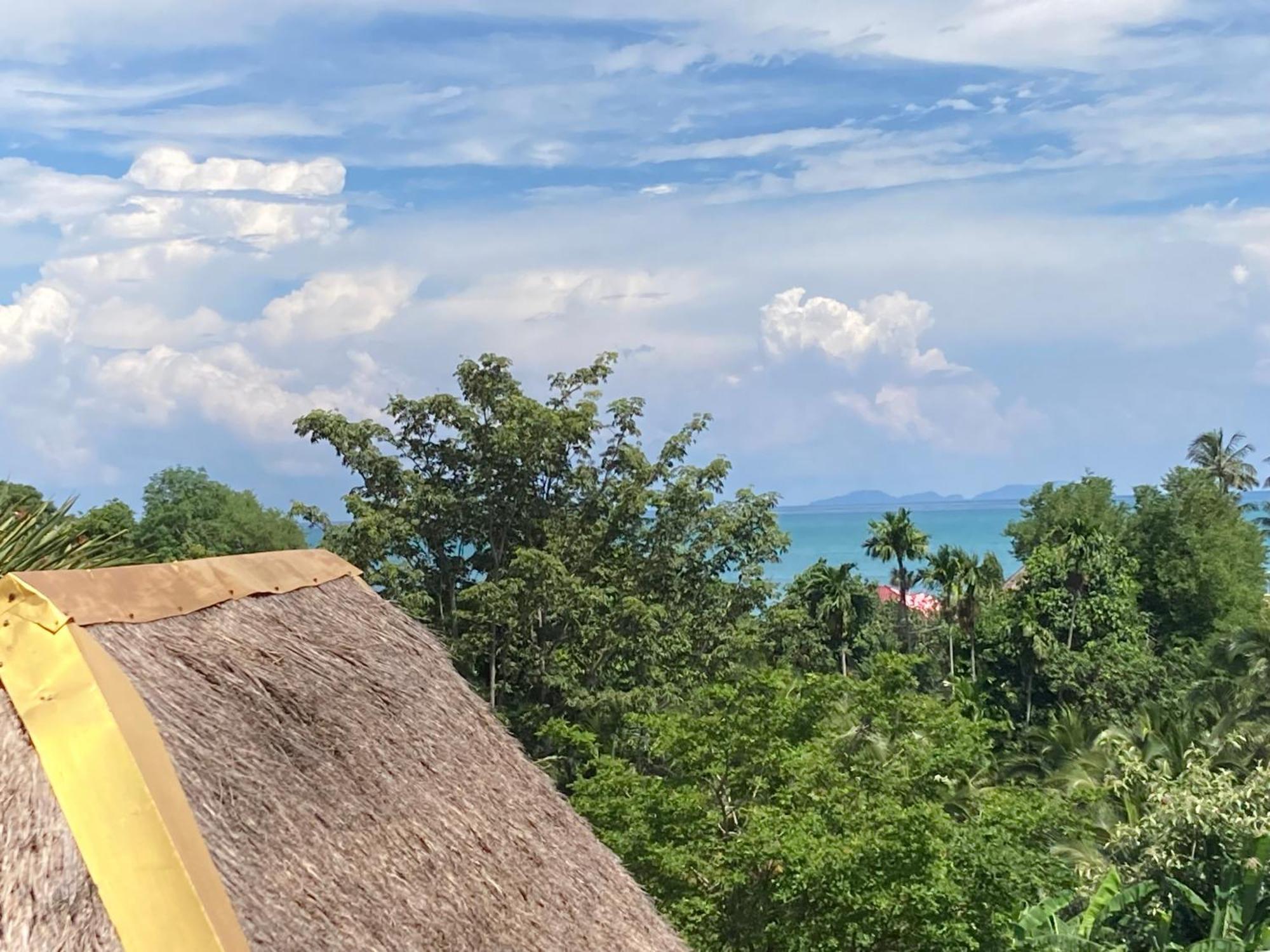 Villa Ayutthaya At Kantiang Bay 란타섬 외부 사진