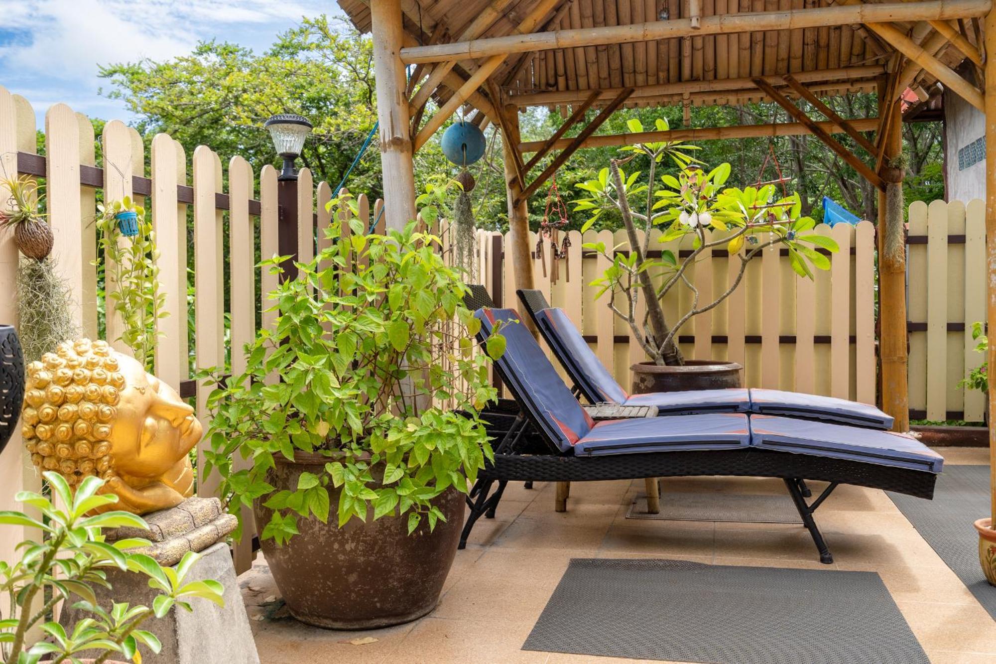 Villa Ayutthaya At Kantiang Bay 란타섬 외부 사진